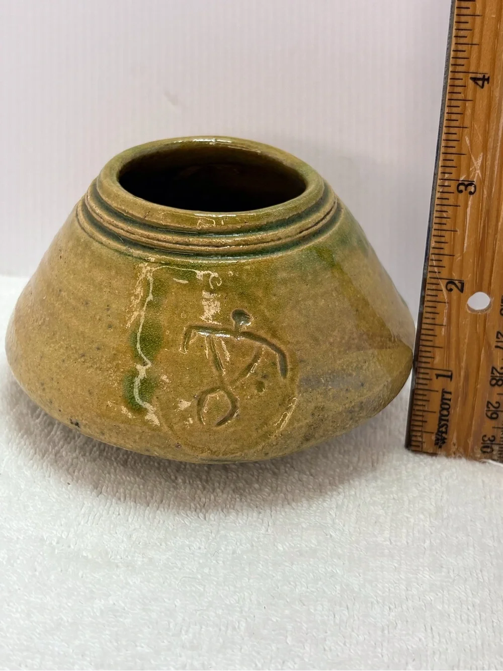 N/A petroglyph ceramic